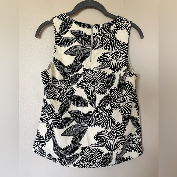 J. Crew Notched Shell Polynesian Floral Embellished Size 2 - Picture 7 of 7